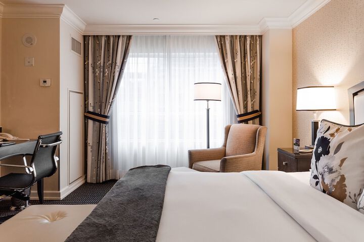 Room 42 of 82