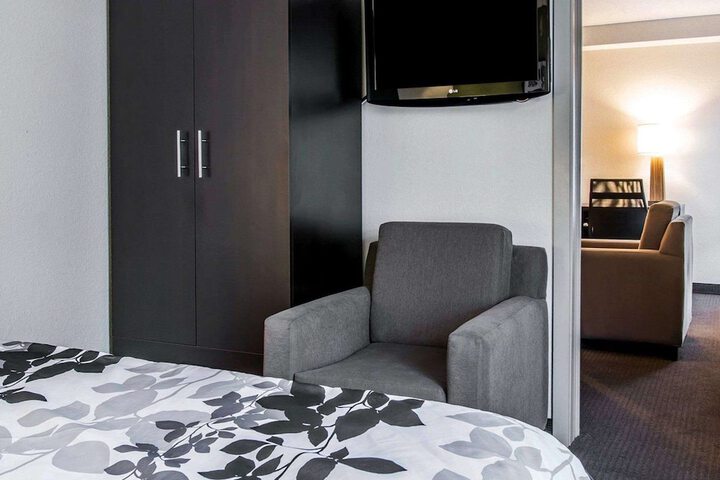 Sleep Inn Midland - Bay City West
