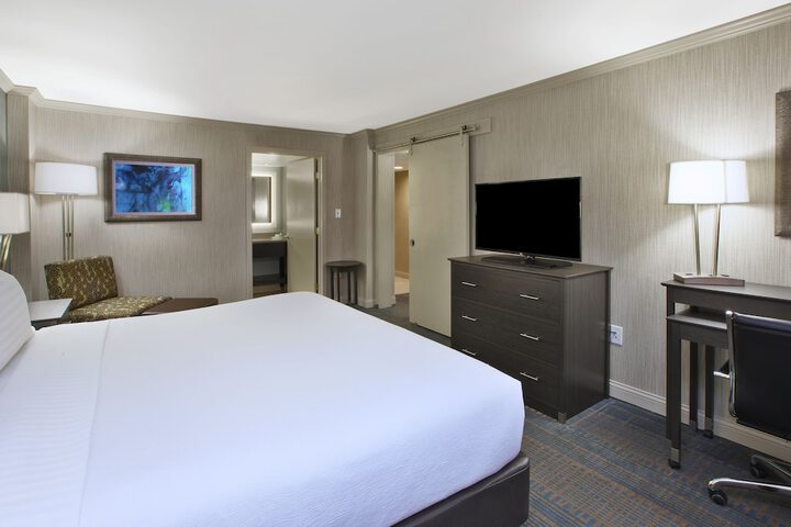 Holiday Inn Columbus Dwtn-Capitol Square by IHG