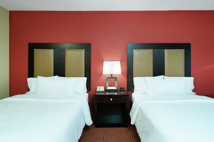 Room 19 of 32