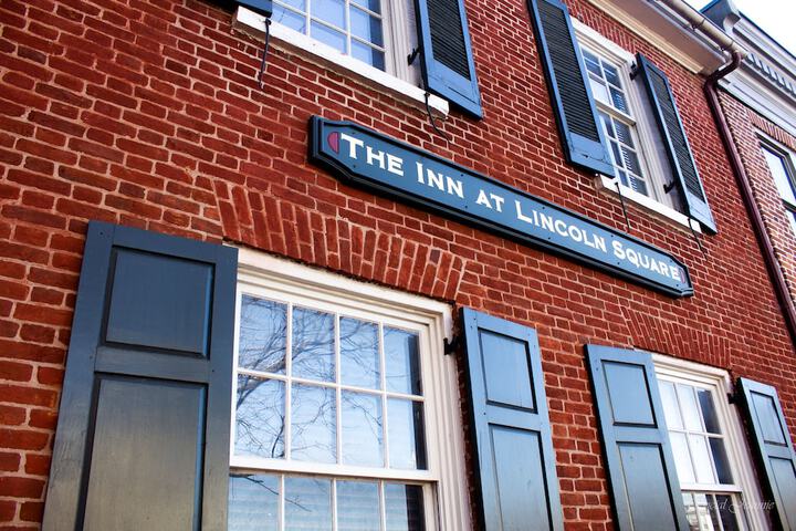 Inn at Lincoln Square