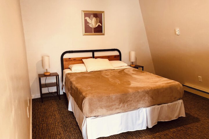 Room 17 of 25