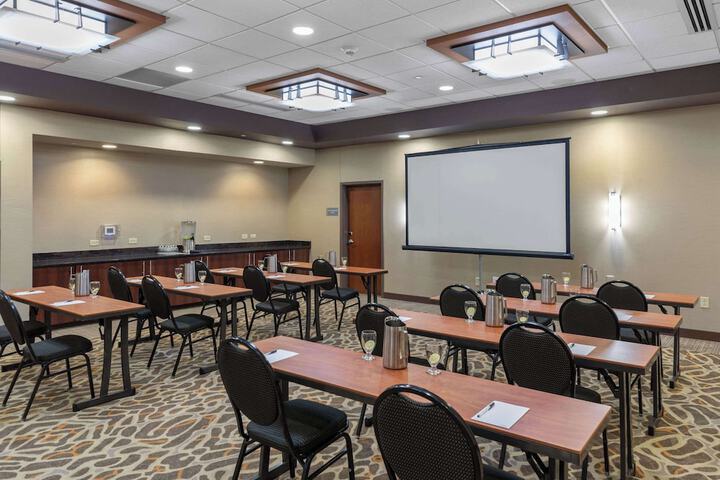 Cambria Hotel Plano Frisco