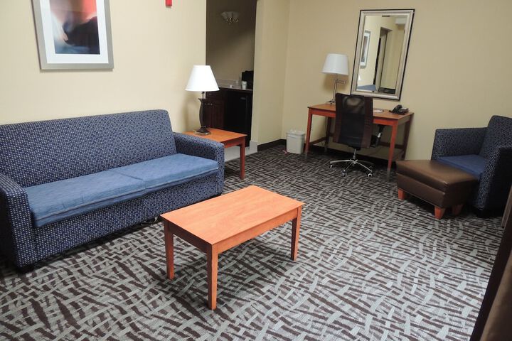 Room 62 of 88