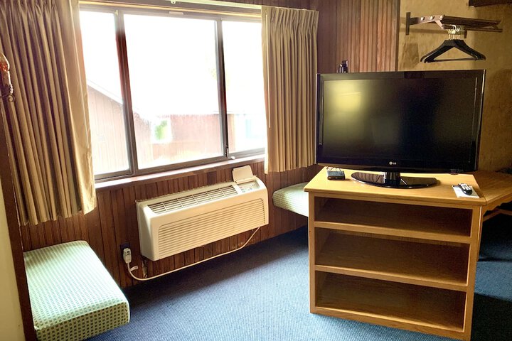 Room 16 of 334