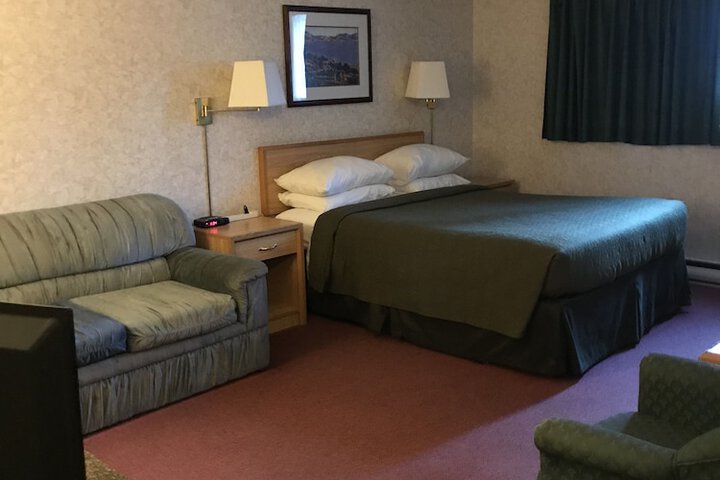Room 21 of 28