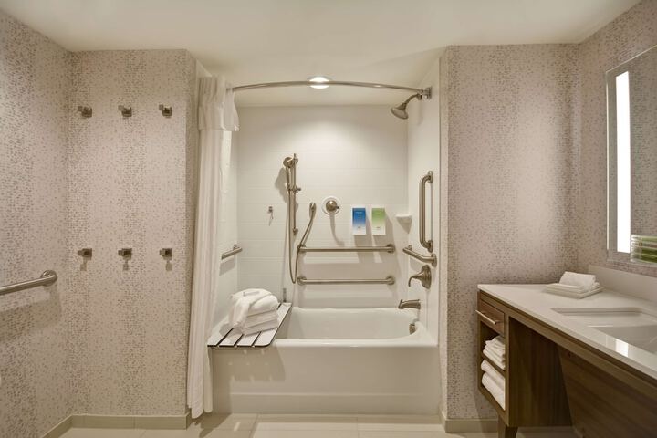 Room 20 of 45
