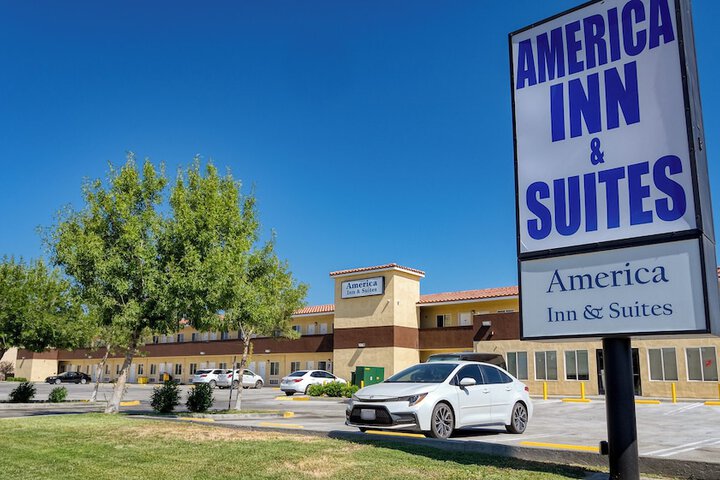 America Inn & Suites
