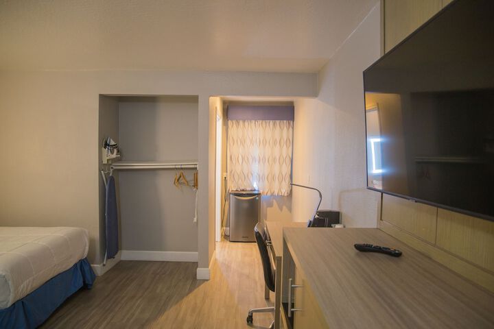 Room 21 of 51