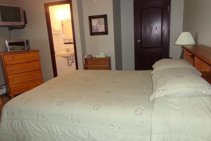 Room 11 of 42