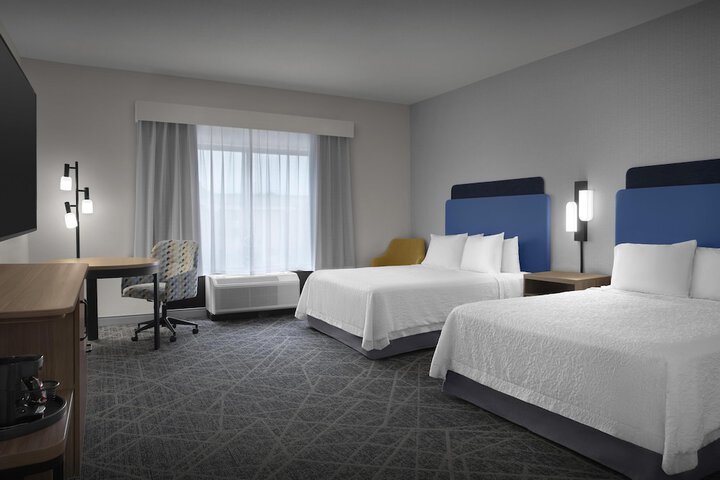 Hampton Inn & Suites Laurel MS