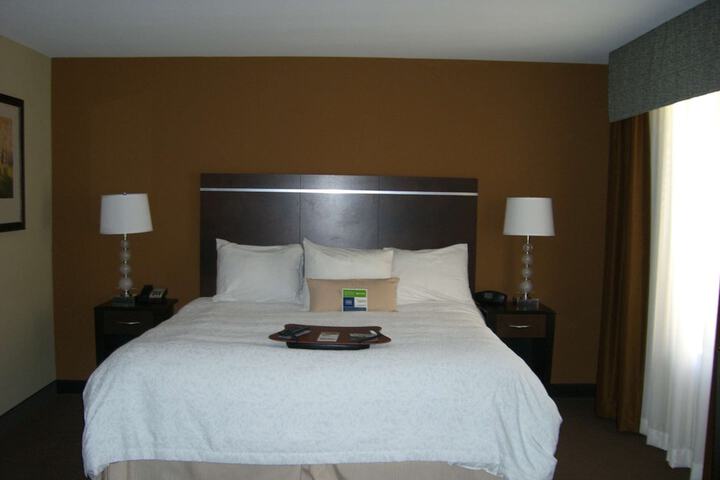 Room 15 of 25