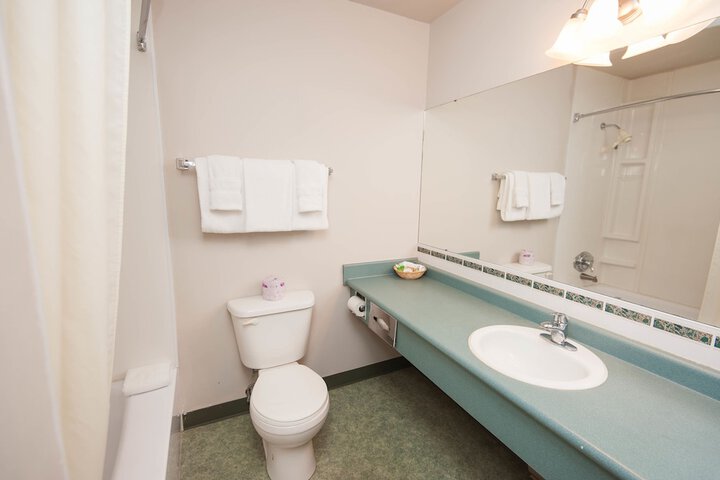 Room 10 of 34