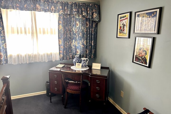 Room 62 of 184
