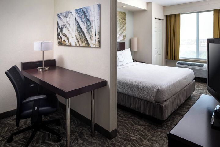 Room 17 of 22