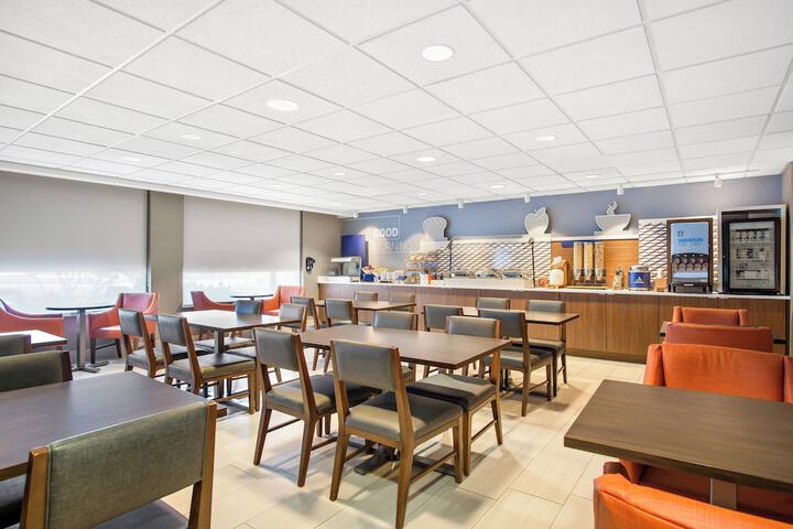 Holiday Inn Express Hotel & Suites Ocean City by IHG
