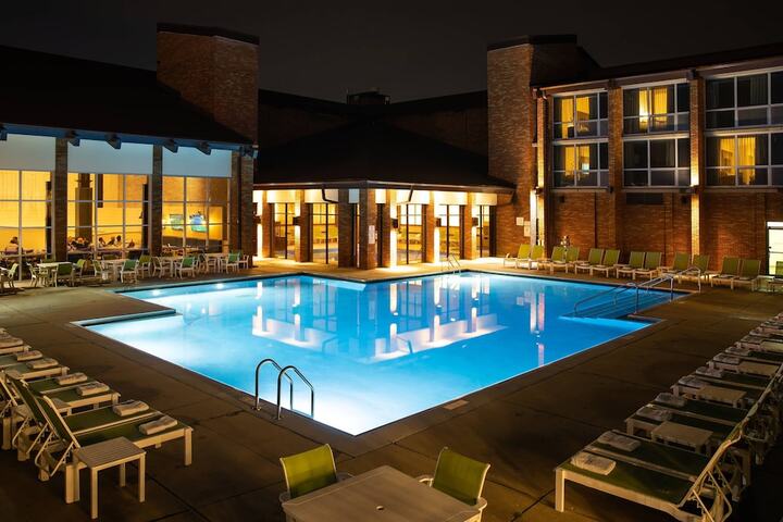 Pool 4 of 132