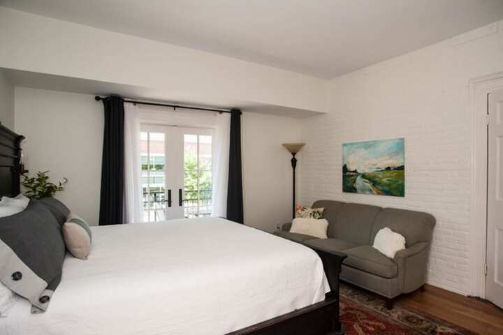 Room 12 of 53