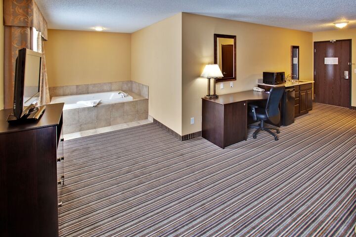 Room 11 of 35