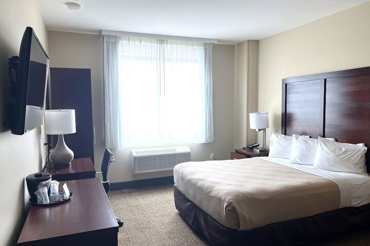 Room 42 of 63