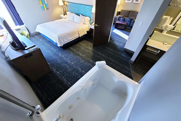 Room 86 of 169