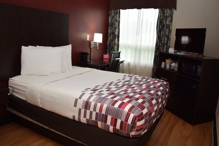 Red Roof Inn Batavia