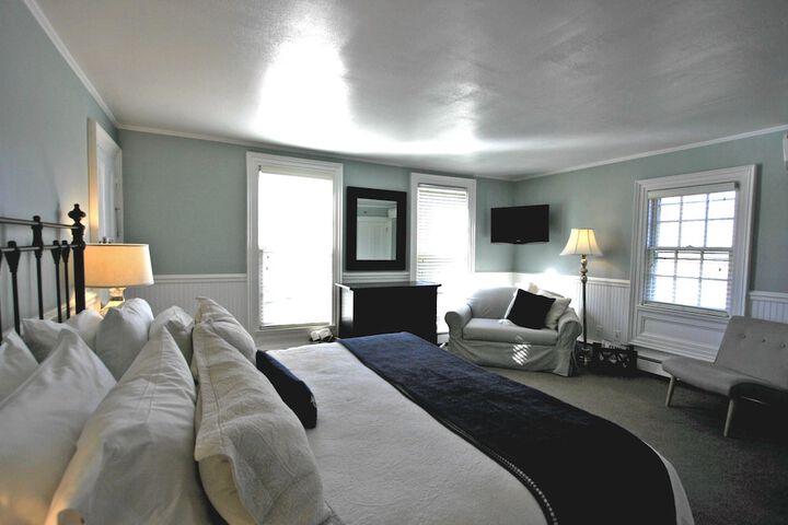 Room 15 of 26