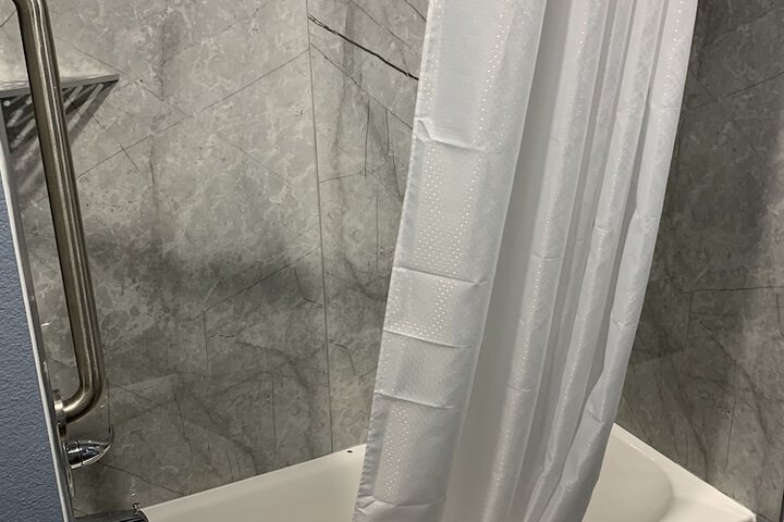 Room 14 of 22