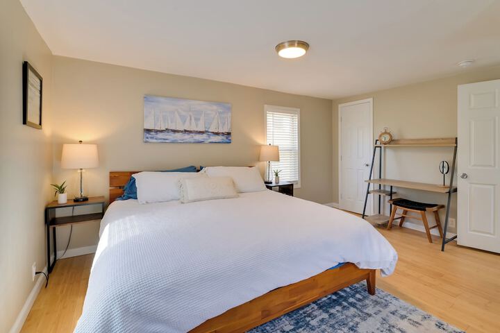 Walk to Parks & Dining: Cozy Canandaigua Home!