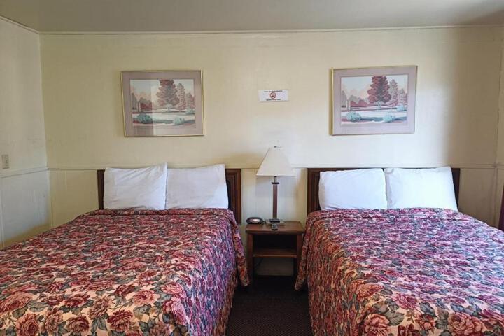 Triangle Motel by OYO Mexia Texas