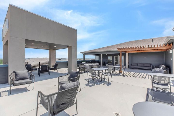 Landing Furnished Apartments - Midlothian