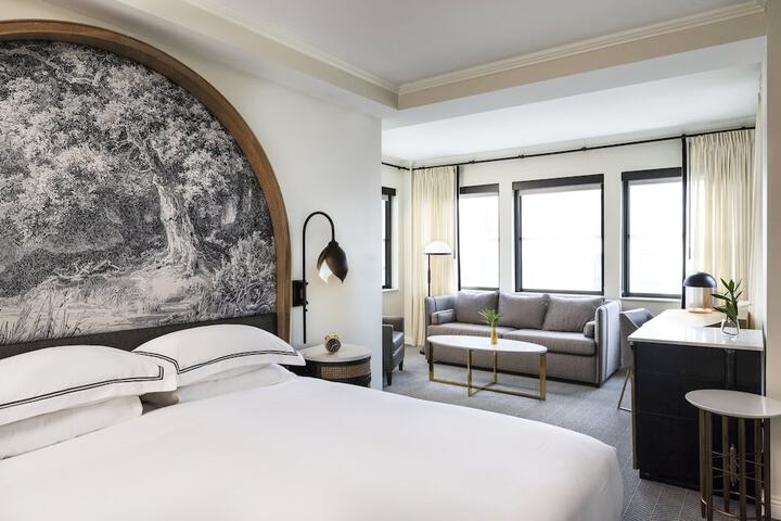 Kimpton Cottonwood by IHG