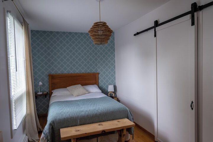 Room 17 of 25