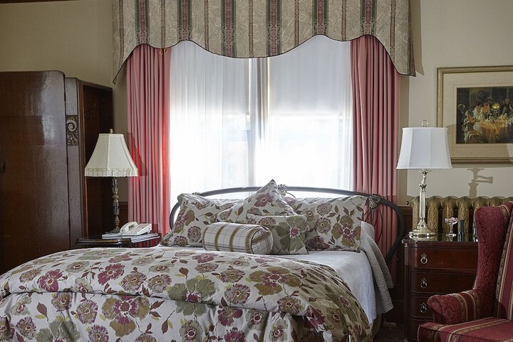 Victorias Historic Inn
