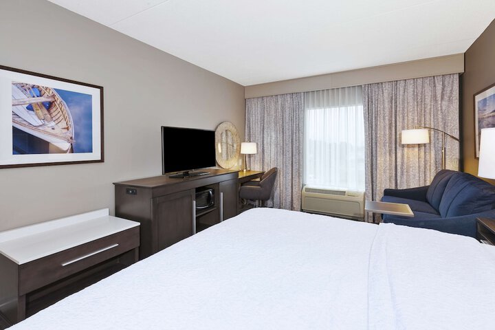 Room 40 of 76