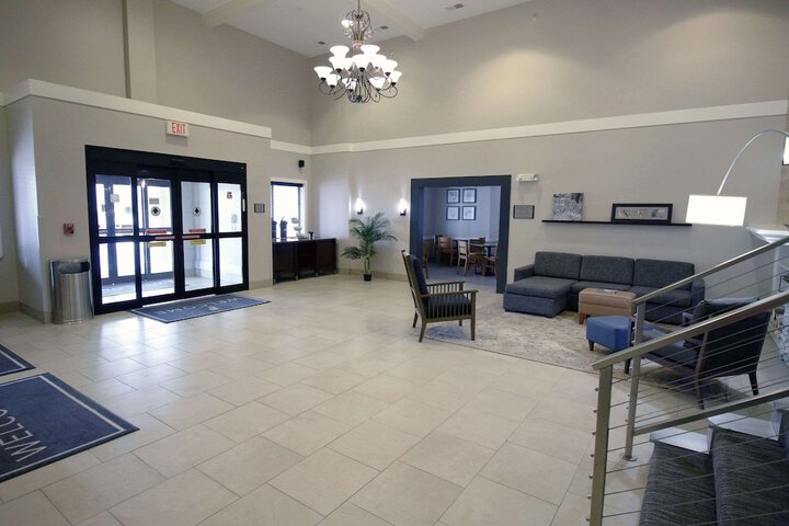 Country Inn & Suites by Radisson Council Bluffs, IA
