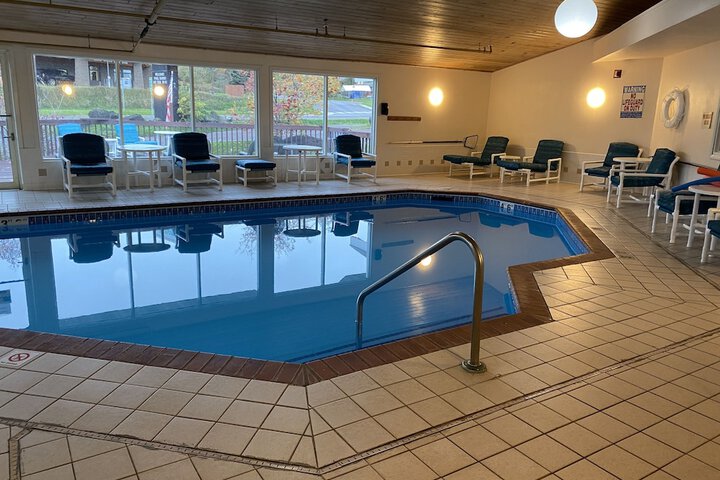 Pool 2 of 10