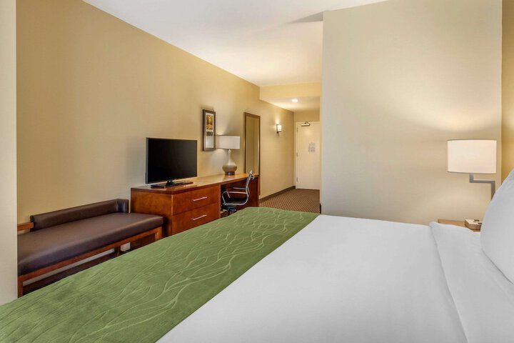 Room 9 of 36