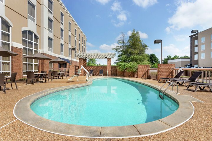 Pool 4 of 47