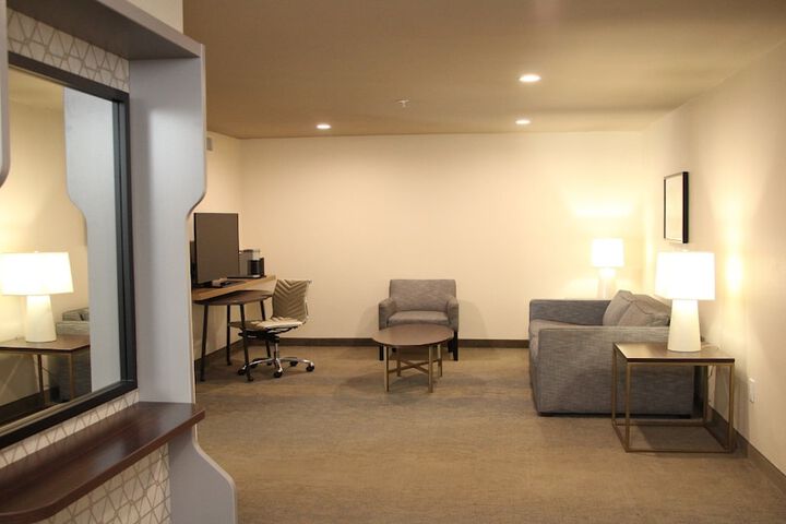 Holiday Inn Metairie New Orleans by IHG