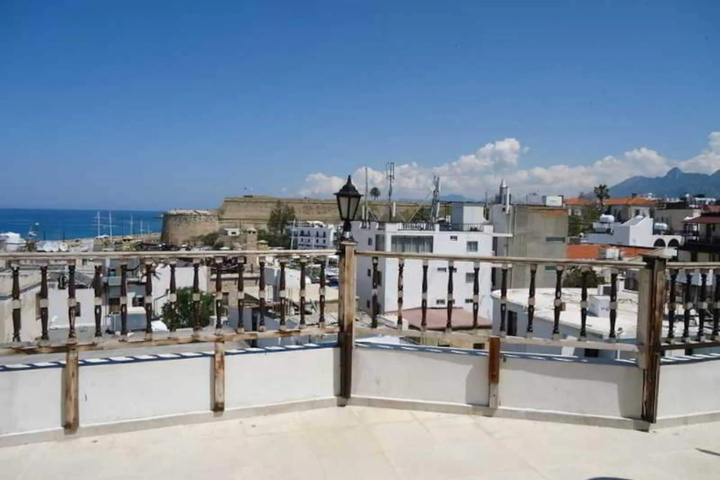 Harbour Scene Hotel