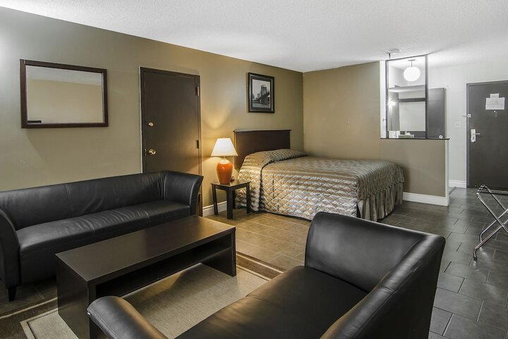 Room 34 of 67