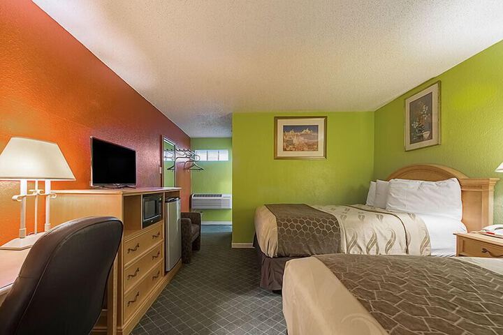 Room 7 of 26