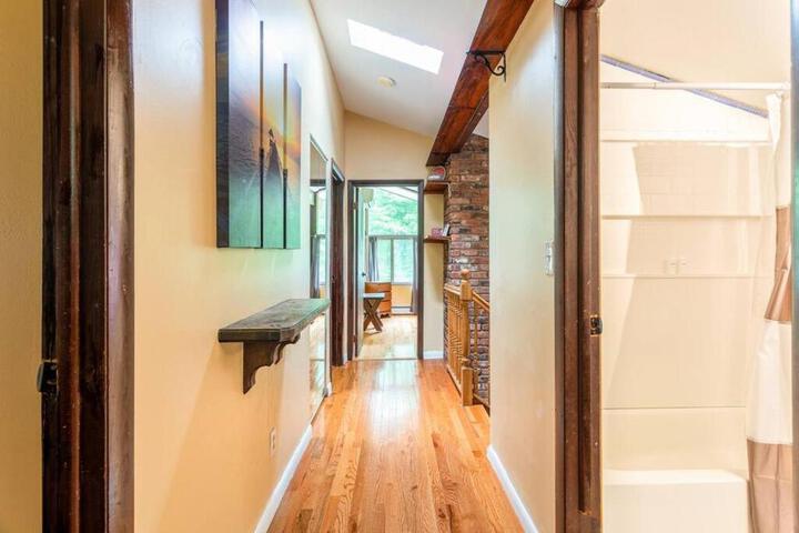 Sunset Estate in the Catskills