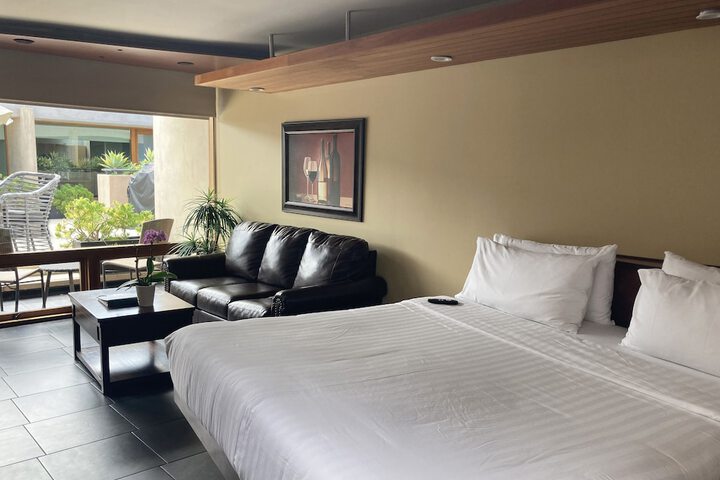 14 West Hotel