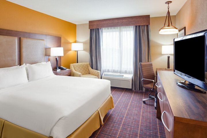 Holiday Inn Express Hotel & Suites Brainerd-Baxter by IHG