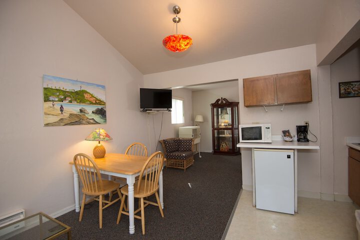 Room 44 of 60