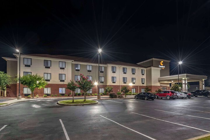 Hotel 2 of 32
