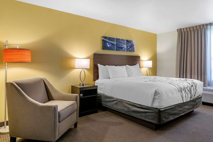 Room 20 of 36