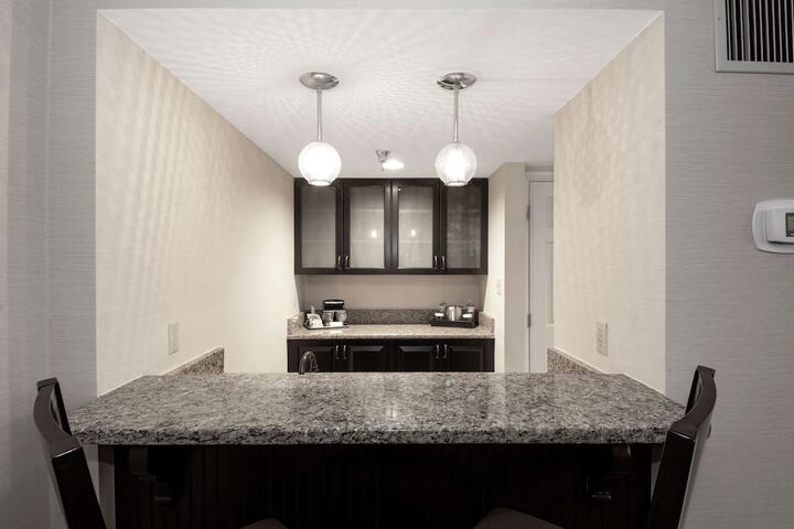 Hilton Greenville